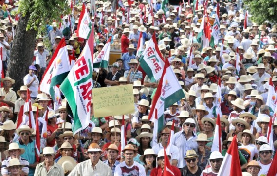 Fetape e Parceiros entregam pauta do Grito da Terra Pernambuco ao Governo do Estado