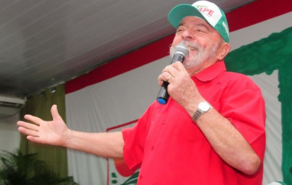 LULA EM PERNAMBUCO - Ele foi o responsável por políticas sociais que fortaleceram o campo brasileiro 