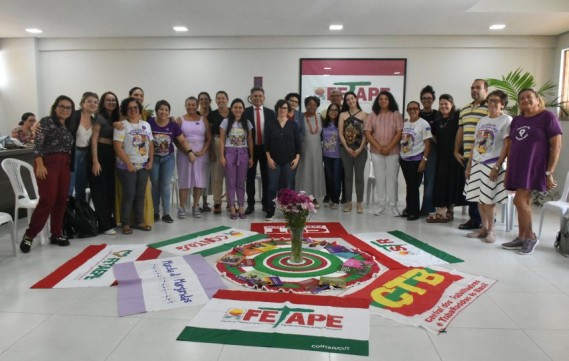 Comissão estadual se reúne com parlamentares para fortalecer a Marcha das Margaridas 2023 em Pernambuco