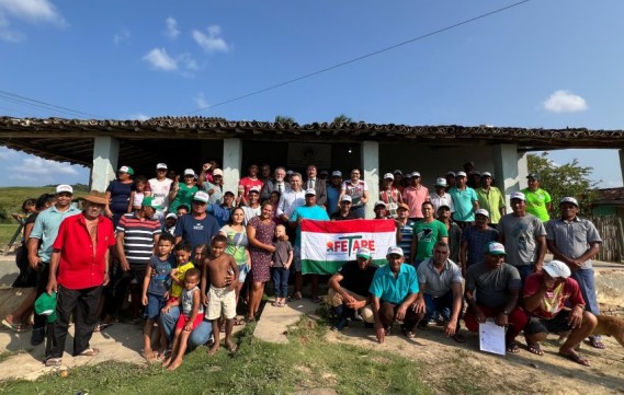 Roncadorzinho recebe a visita de um desembargador pela primeira vez