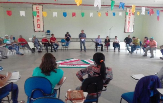 Agreste Central - Fetape e STTRs discutem crédito e renegociação de dívidas