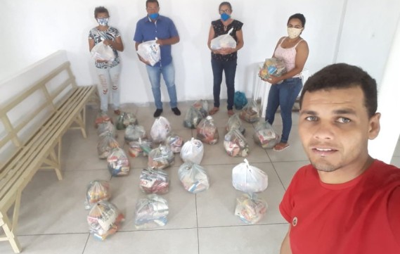 Campanha solidária: sindicatos do Sertão fazem doação de alimentos