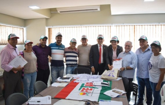 Fetape discute o fortalecimento da Agricultura Familiar com o secretário de Desenvolvimento Agrário (SDA) do Estado