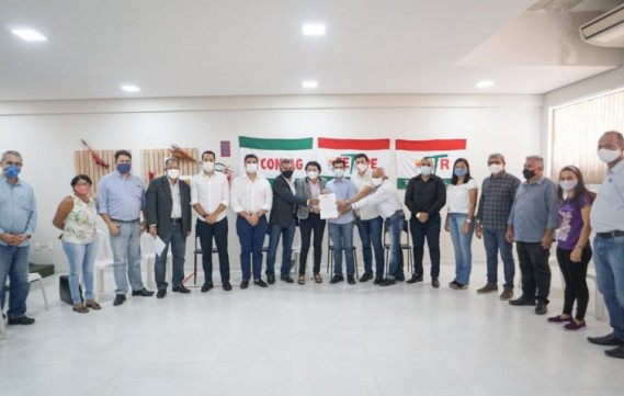 FETAPE debate os desafios da agricultura familiar com o secretário Estadual de Desenvolvimento Agrário de PE, Claudiano Martins Filho