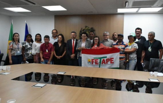 Fetape integra reunião com parlamentares sobre situação de moradores e moradoras da reserva Tatu Bola